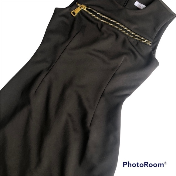 Calvin Klein black sleeveless dress with gold zipper over chest size 2 - Picture 3 of 10